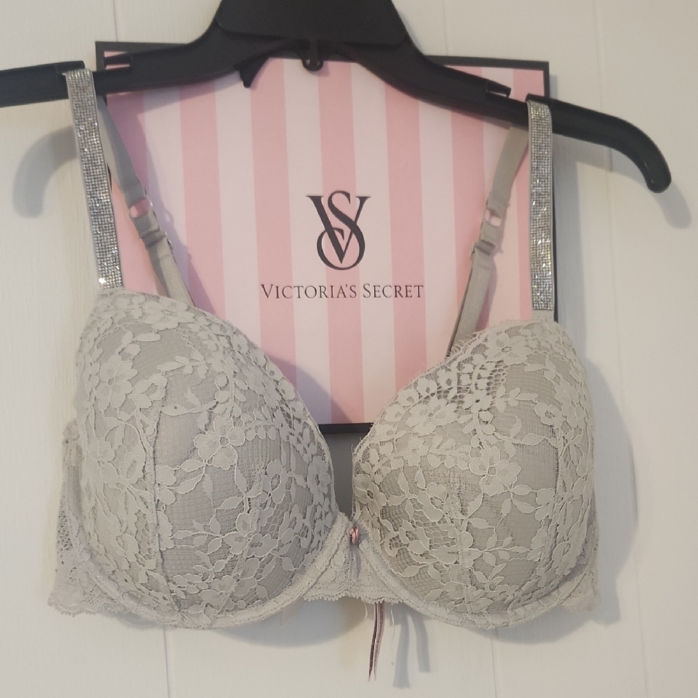 Victoria's Secret Lace Push-Up Bra in Light Gray with Rhinestone Straps